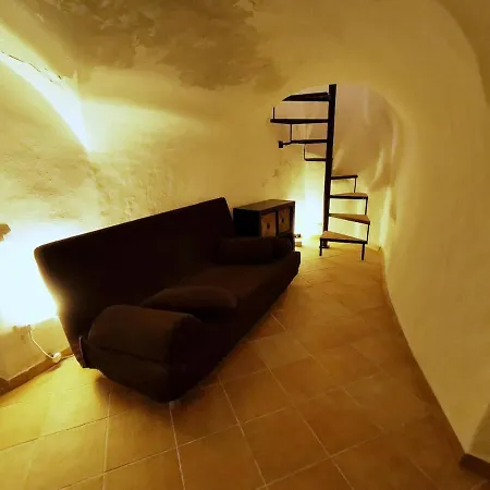 A Stone Tower 1 דירה Trebiano